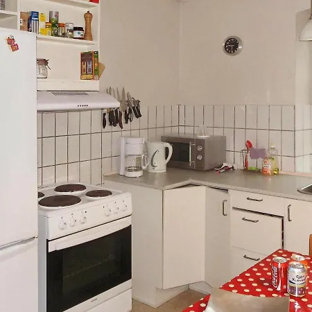 4 Person Holiday In Semesterbostad